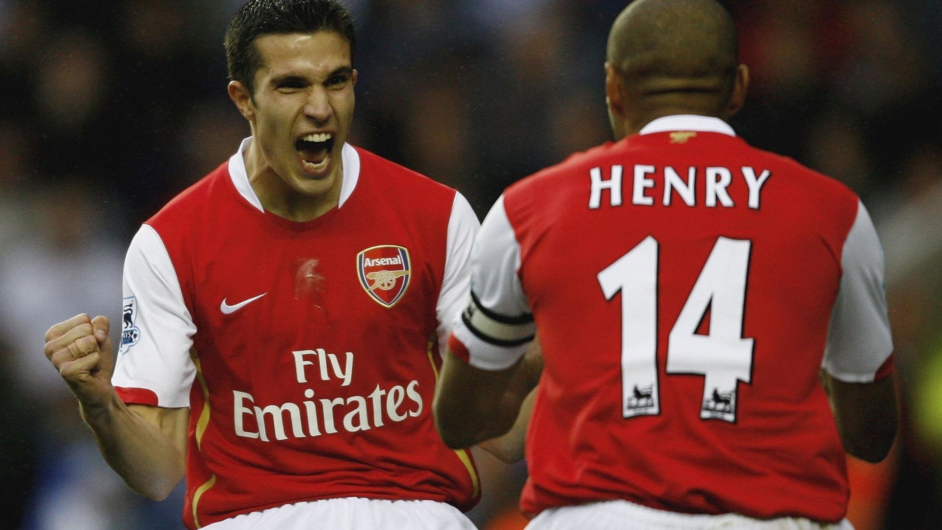 辛纳赛后谦逊发言登热搜，阿森纳险胜曼城引发热议